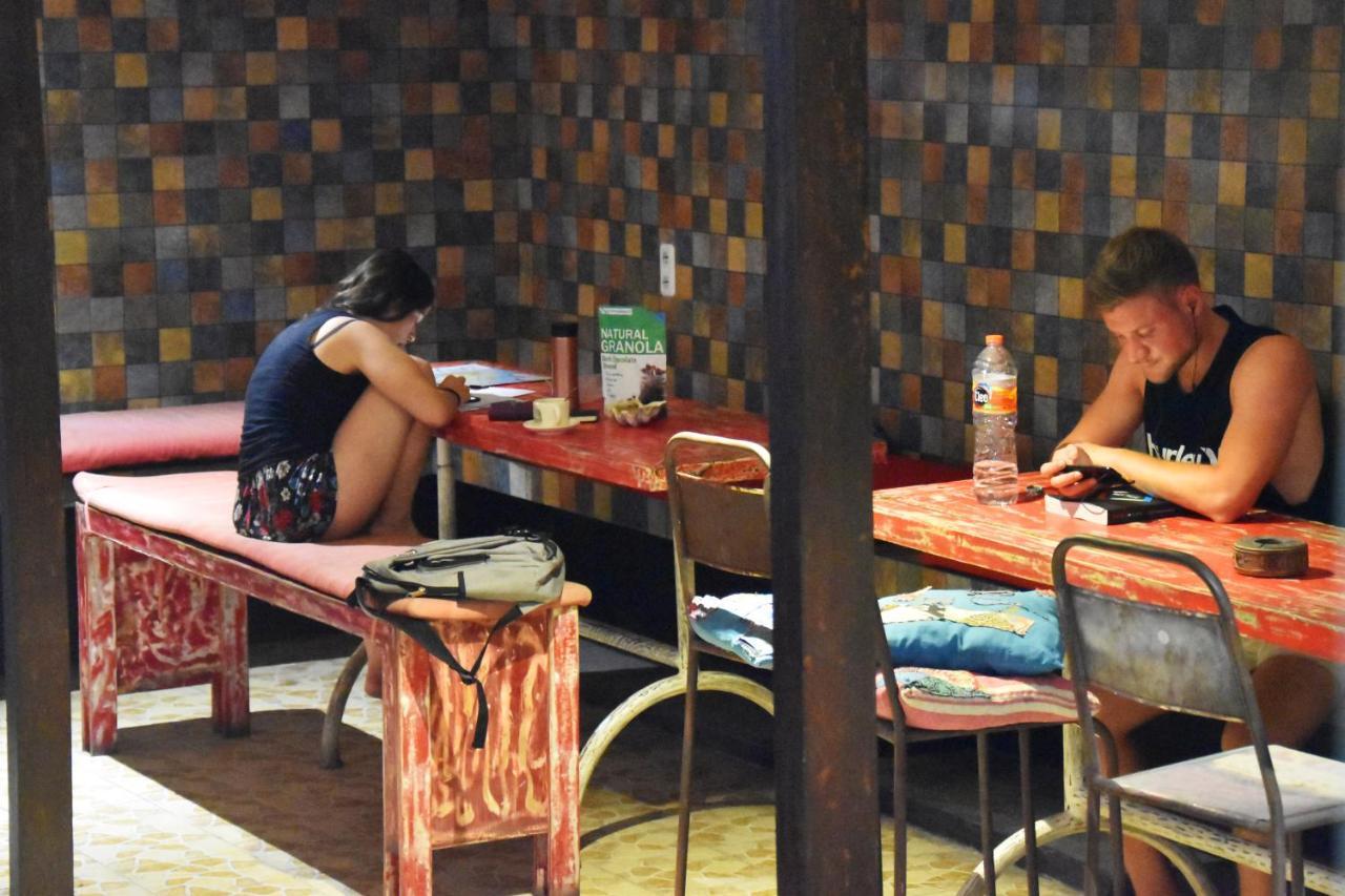 Hostel Nusa Penida Luaran gambar